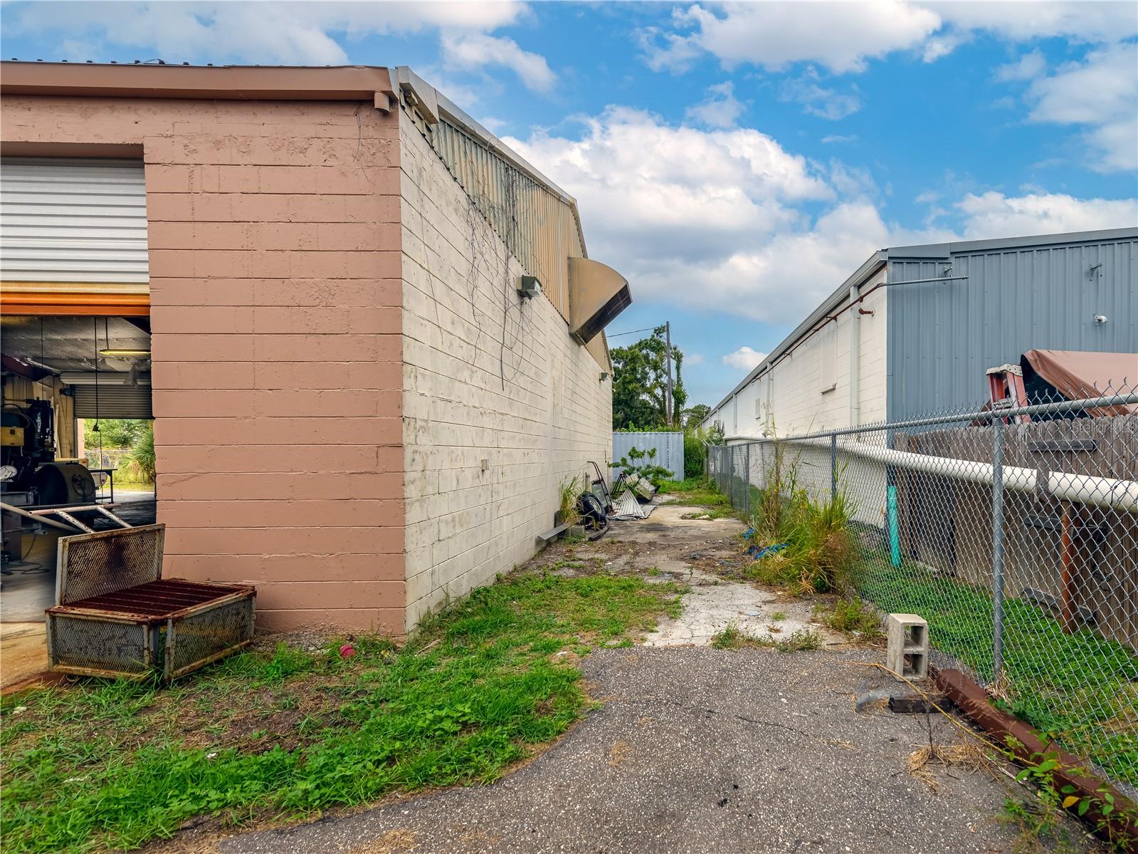 Image 5 of 37 For 4313 South Avenue