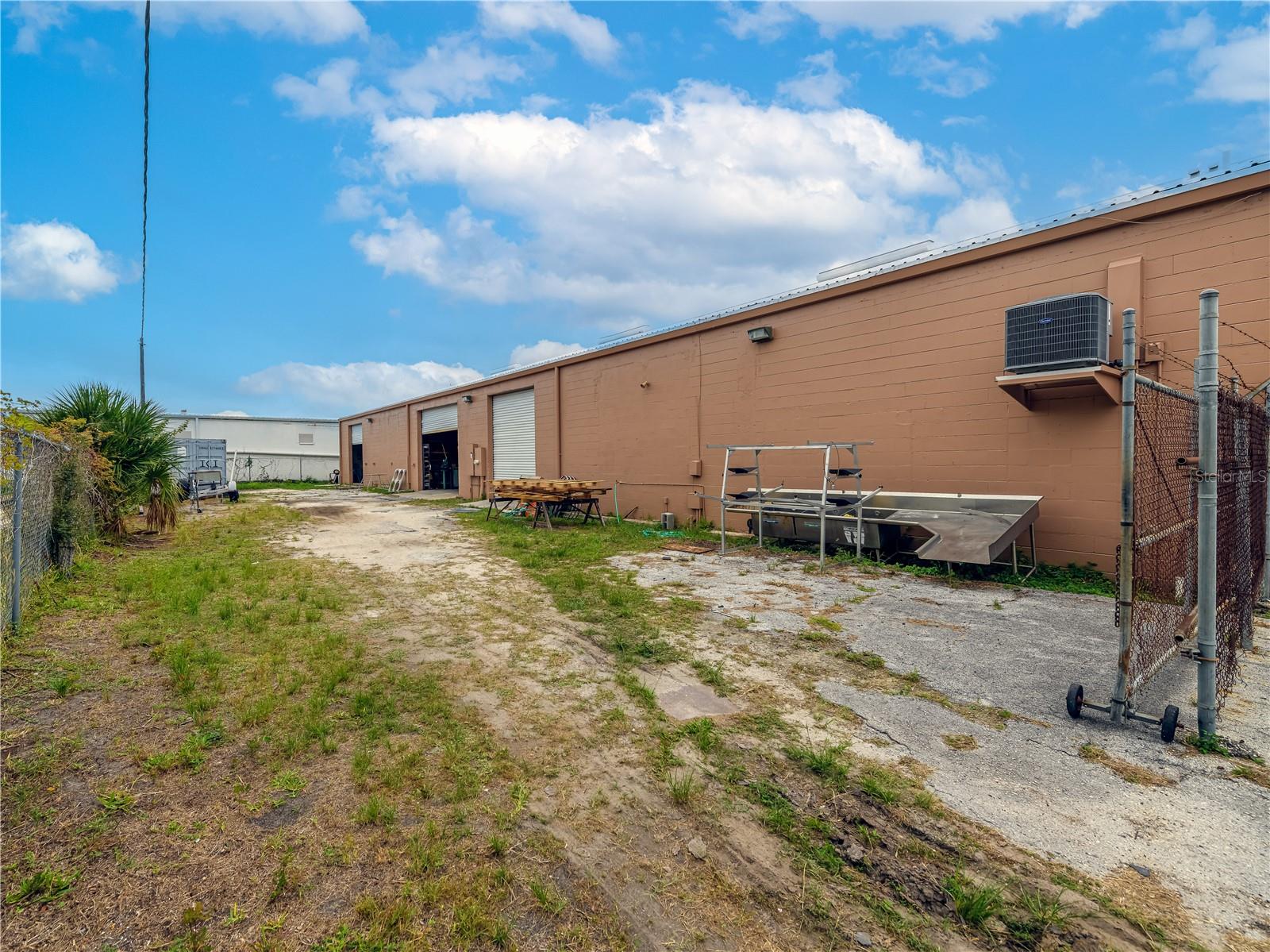 Image 8 of 37 For 4313 South Avenue