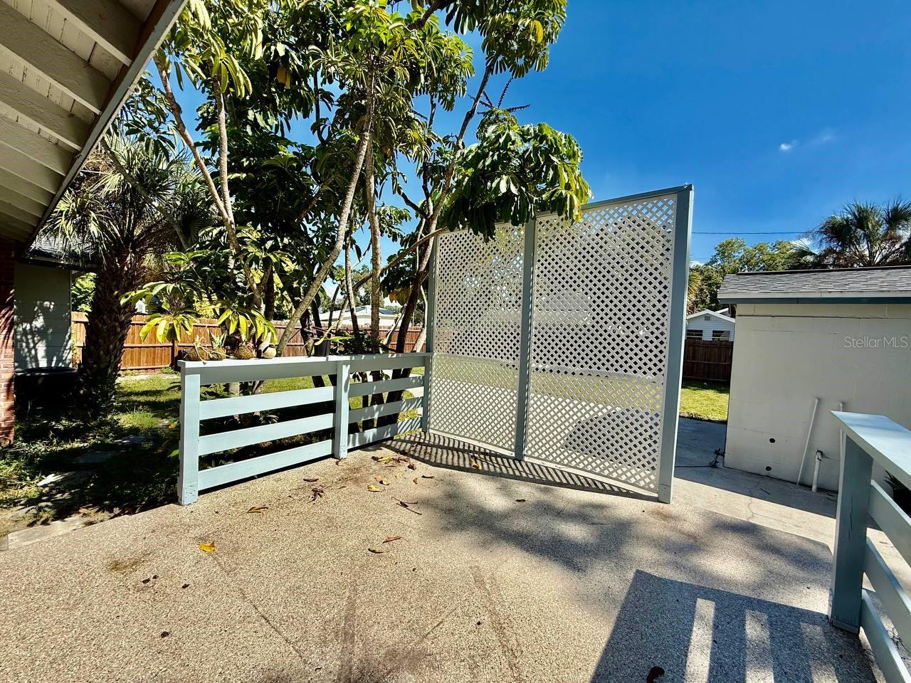 Image 29 of 38 For 2120 46th Avenue N