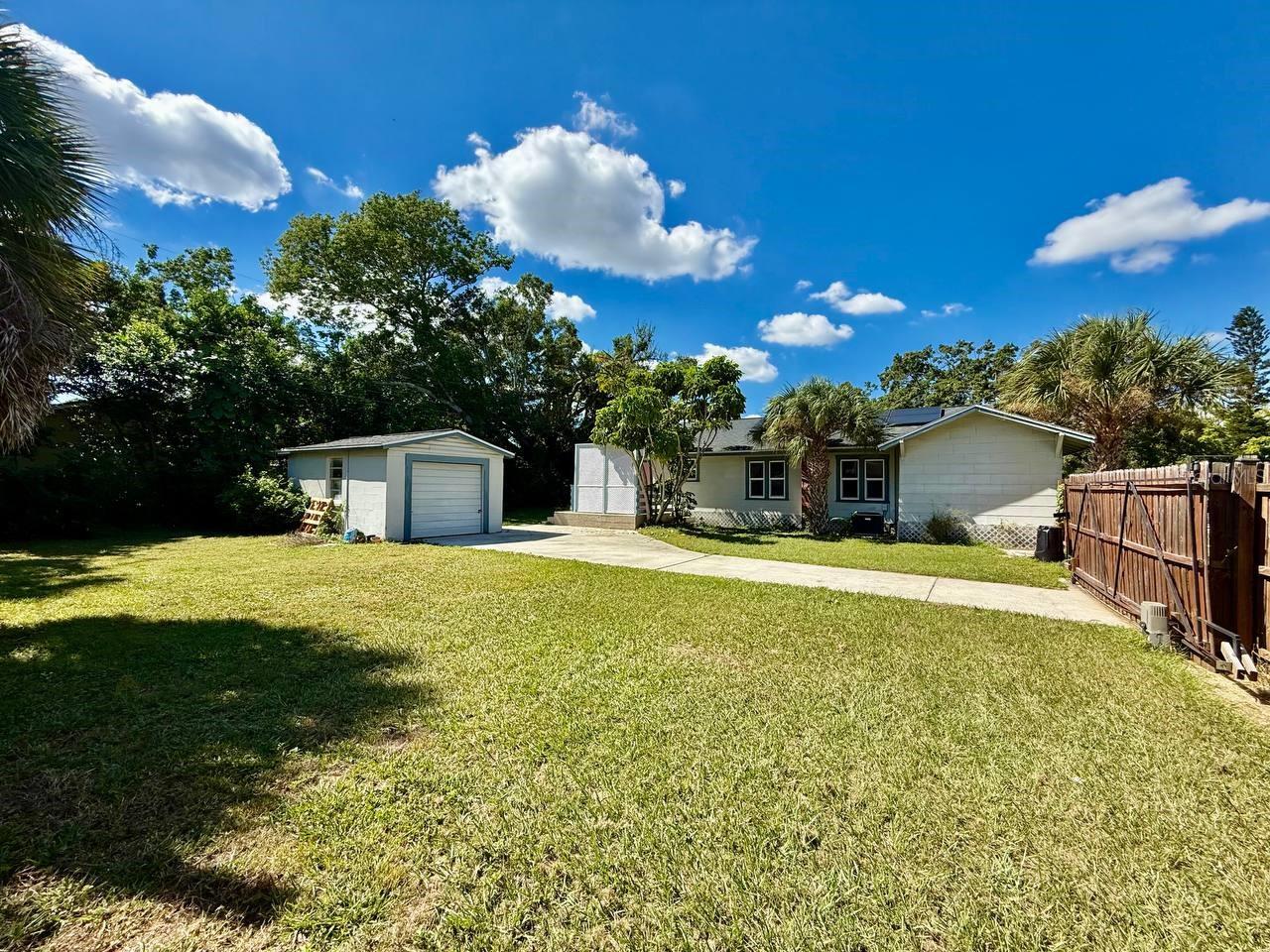 Image 33 of 38 For 2120 46th Avenue N