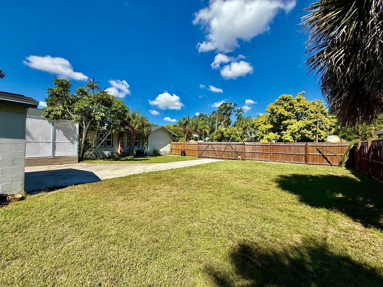 Image 35 of 38 For 2120 46th Avenue N