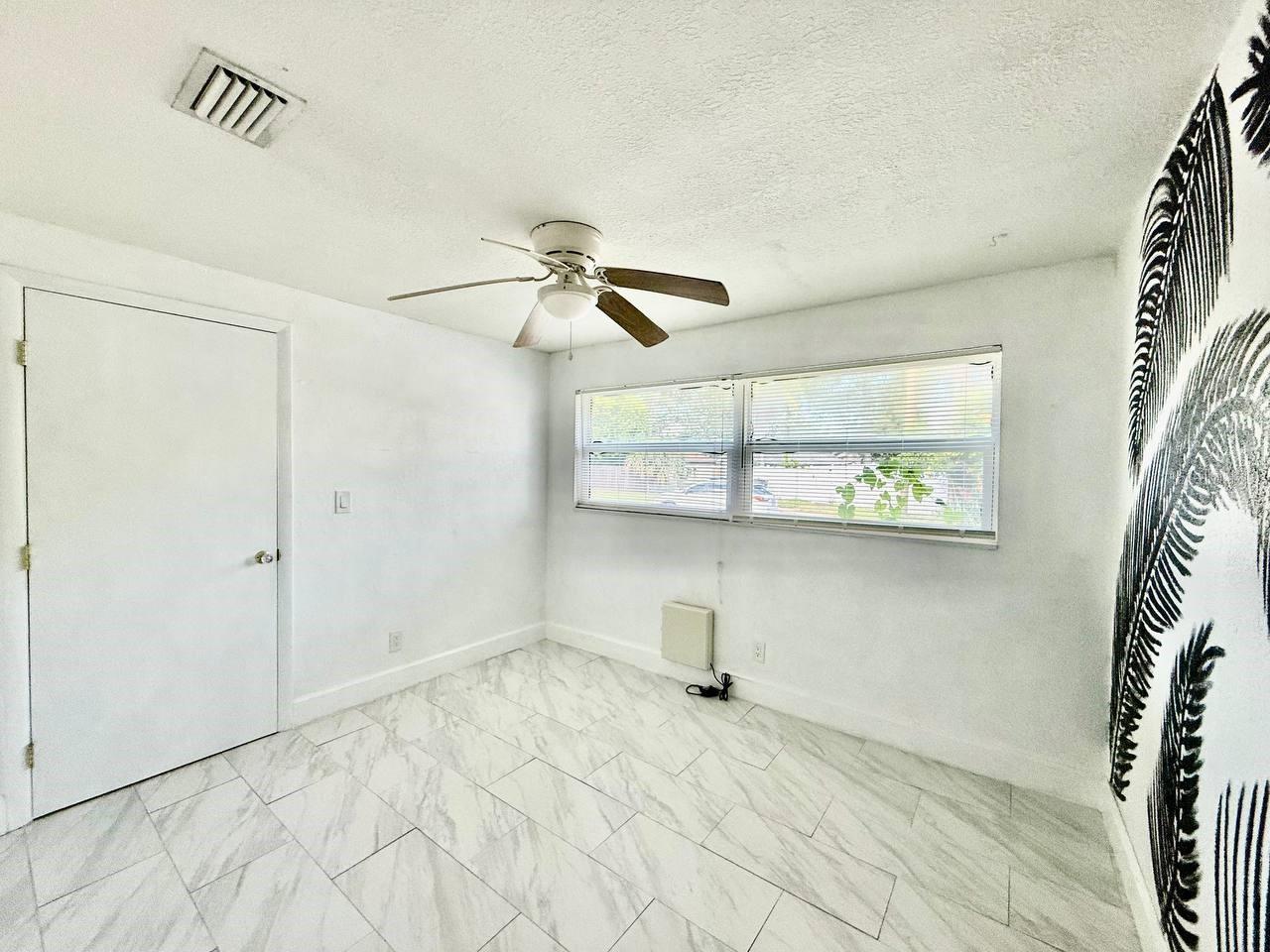 Image 9 of 38 For 2120 46th Avenue N