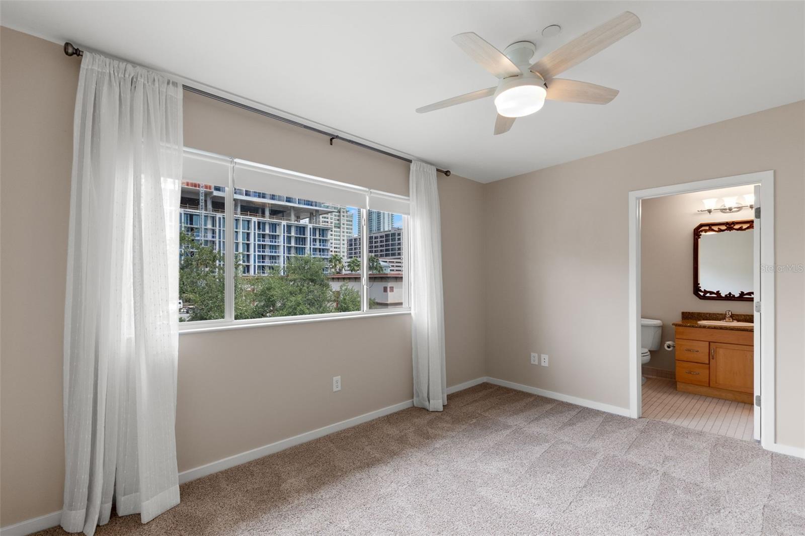 Image 11 of 25 For 347 4th Avenue S