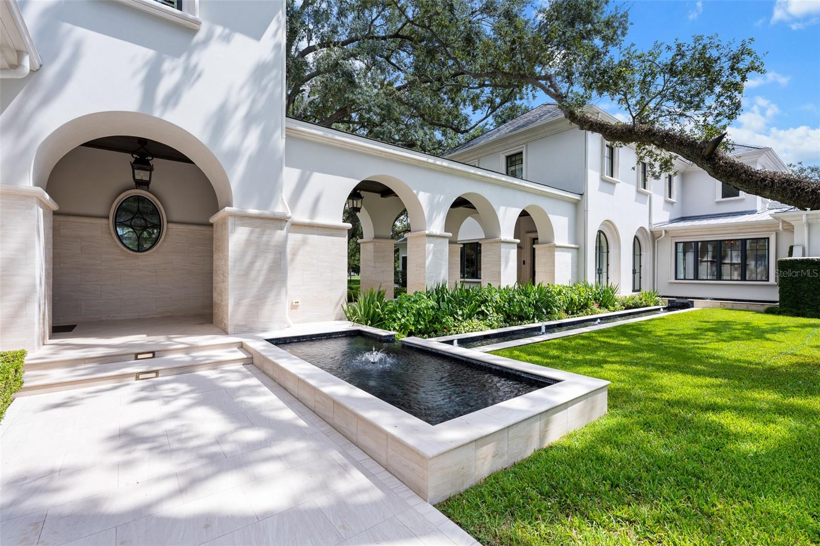 Image 30 of 48 For 914 Golf View Street