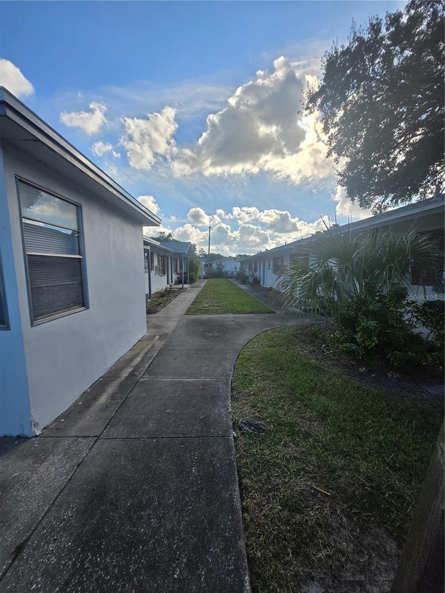 Image 14 of 14 For 830 Highland Avenue N 2