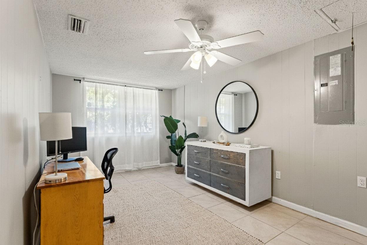 Image 12 of 29 For 1215 Lambright Street