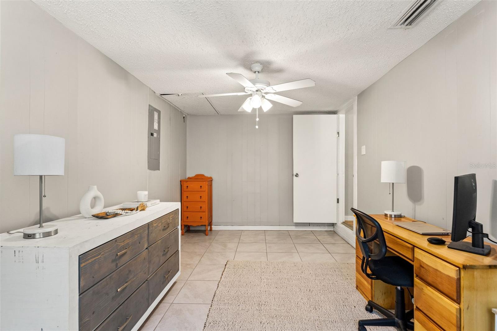 Image 13 of 29 For 1215 Lambright Street