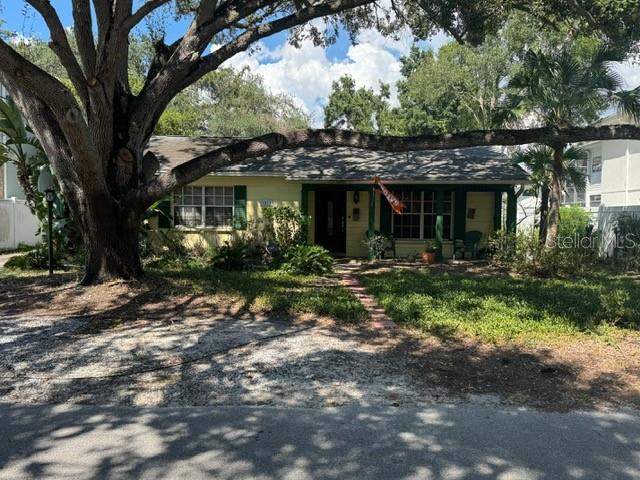 Details for 3033 Asbury Place, TAMPA, FL 33611