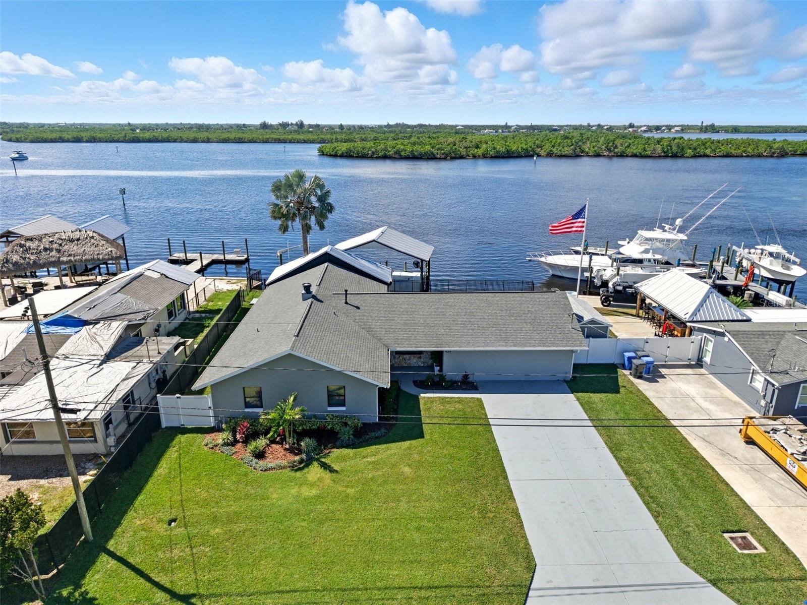 3422 Shell Point Road
