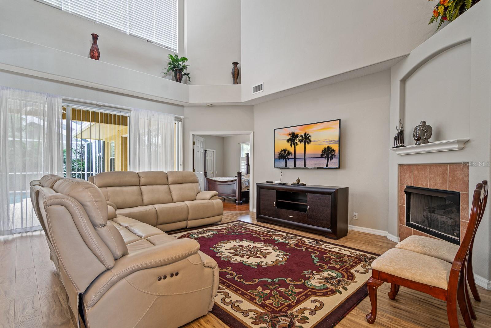 Image 15 of 48 For 2281 Highland Woods Drive