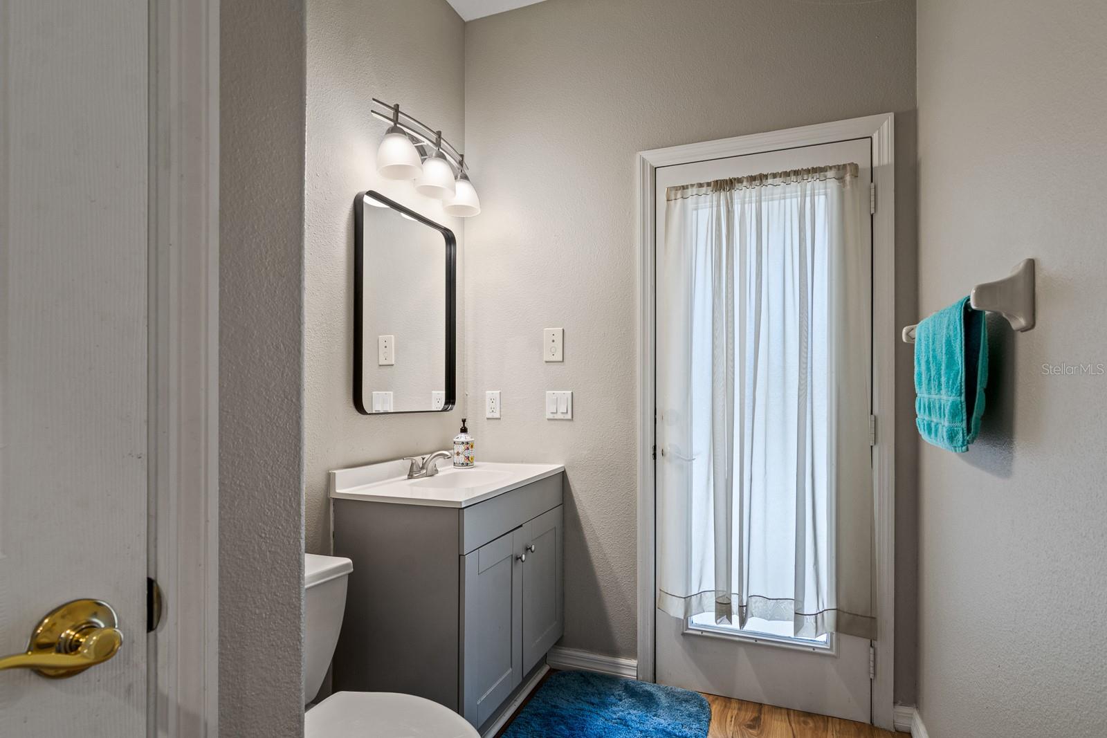 Image 16 of 48 For 2281 Highland Woods Drive