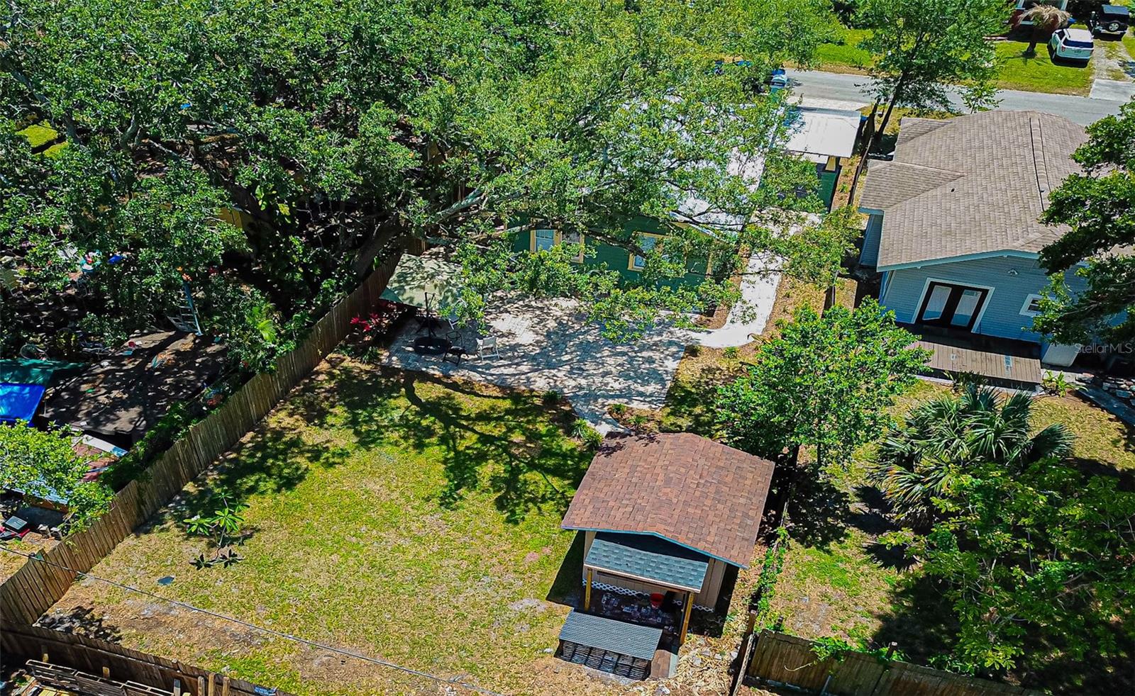 Image 22 of 27 For 205 Louisiana Avenue