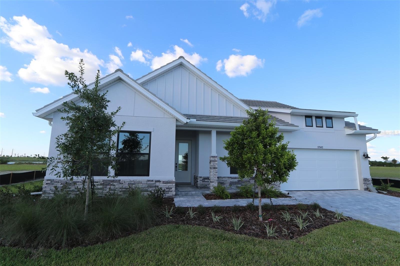 Details for 17542 Foxtail Loop, VENICE, FL 34293