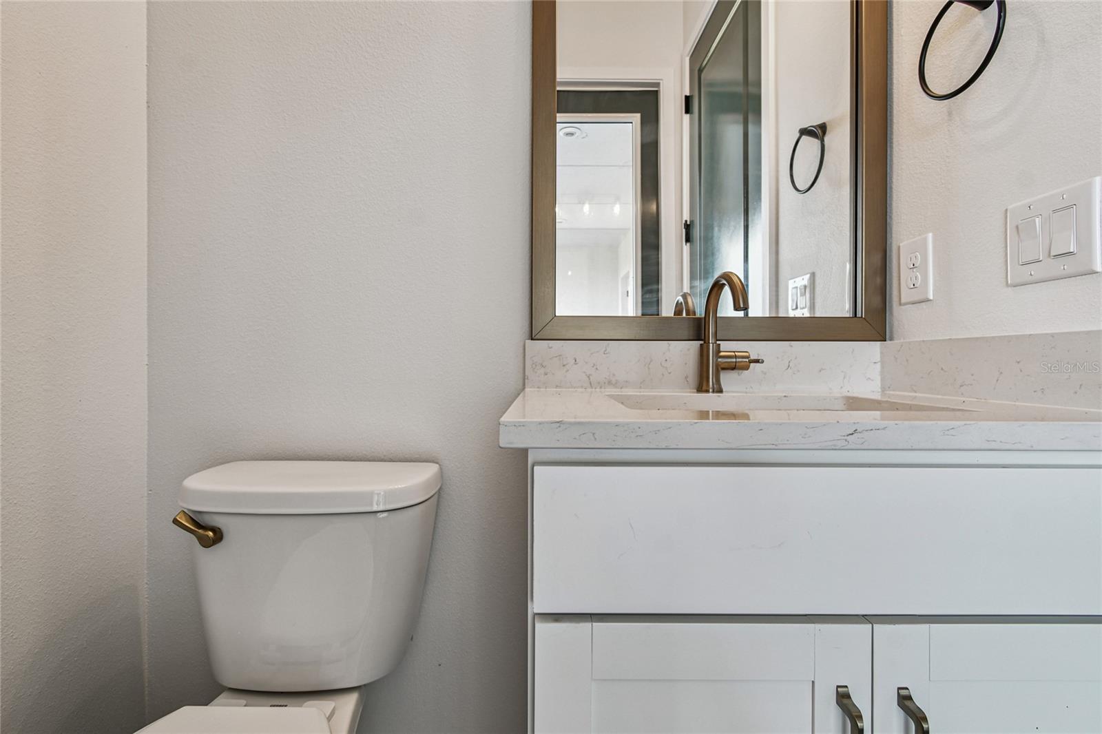 Image 45 of 59 For 17542 Foxtail Loop