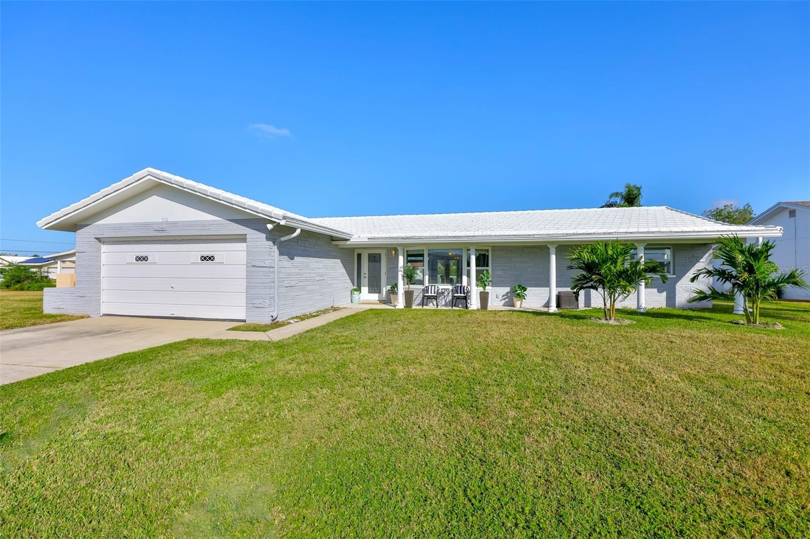 Image 3 of 65 For 710 116th Avenue