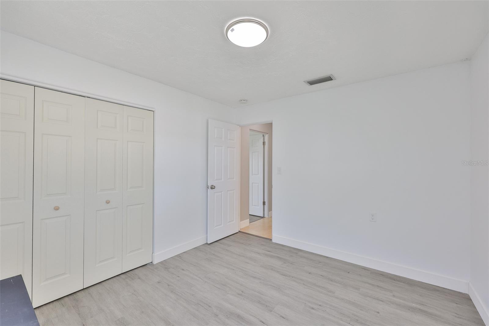 Image 39 of 65 For 710 116th Avenue