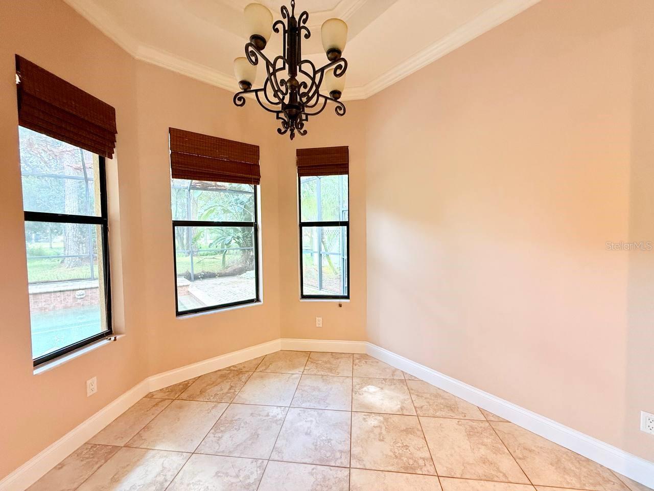 Listing photo id 13 for 12808 Eagles Entry Drive