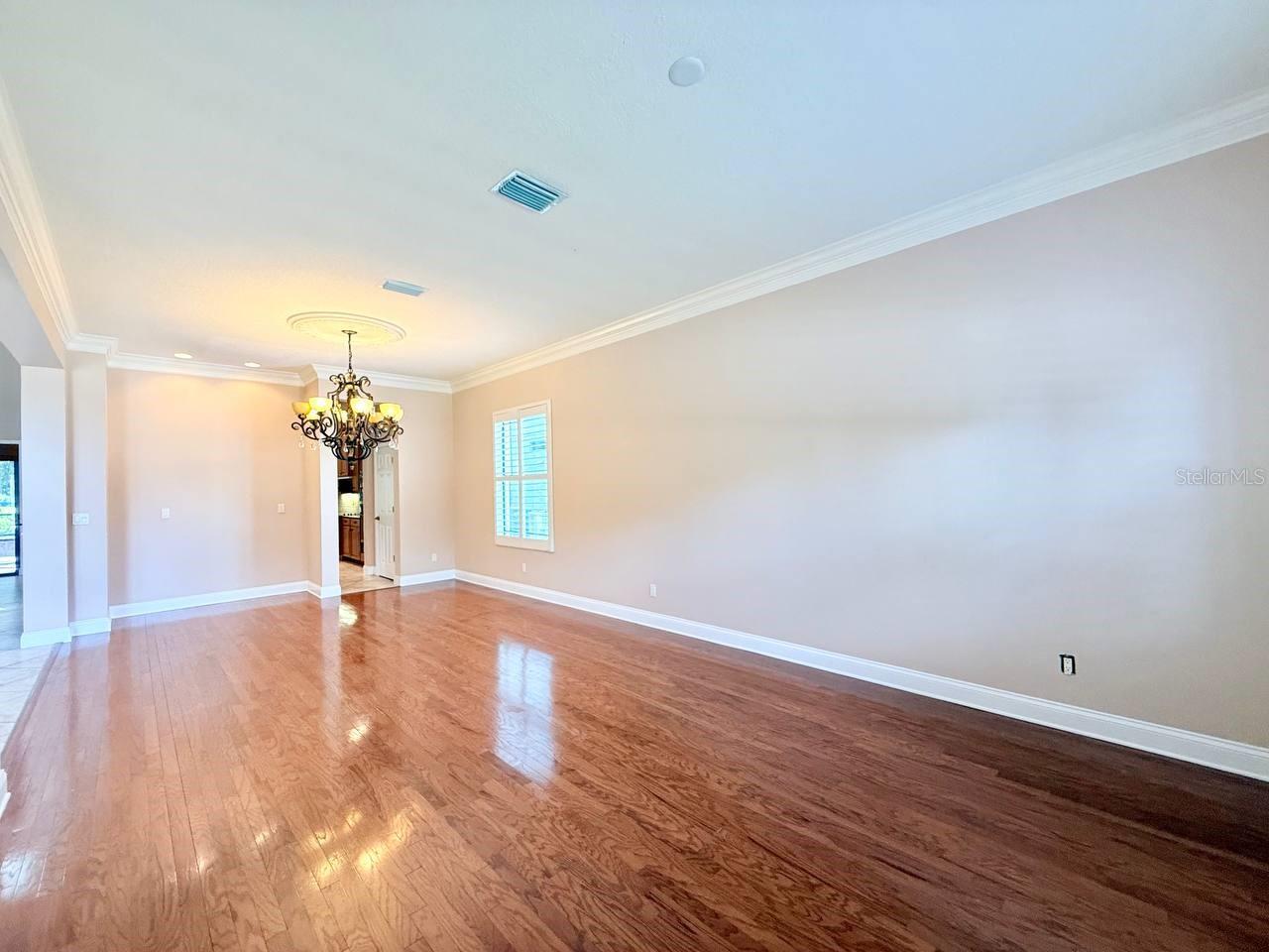 Listing photo id 15 for 12808 Eagles Entry Drive