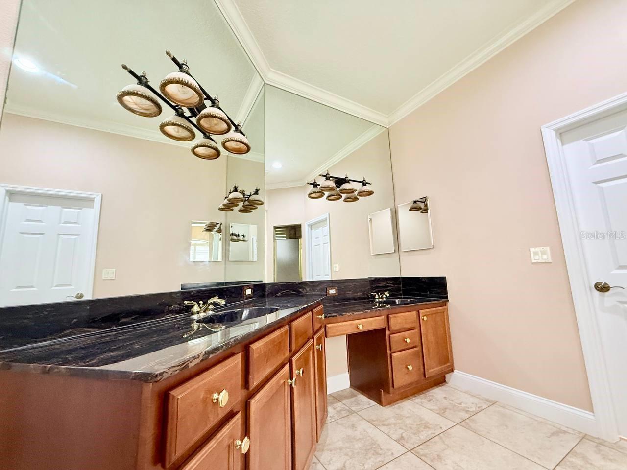 Listing photo id 26 for 12808 Eagles Entry Drive