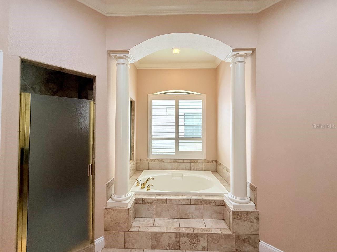 Listing photo id 29 for 12808 Eagles Entry Drive