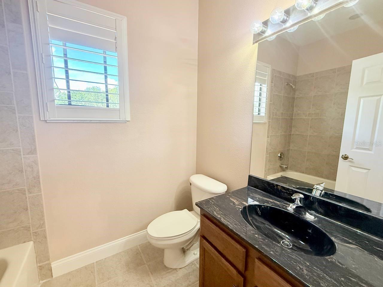 Listing photo id 38 for 12808 Eagles Entry Drive