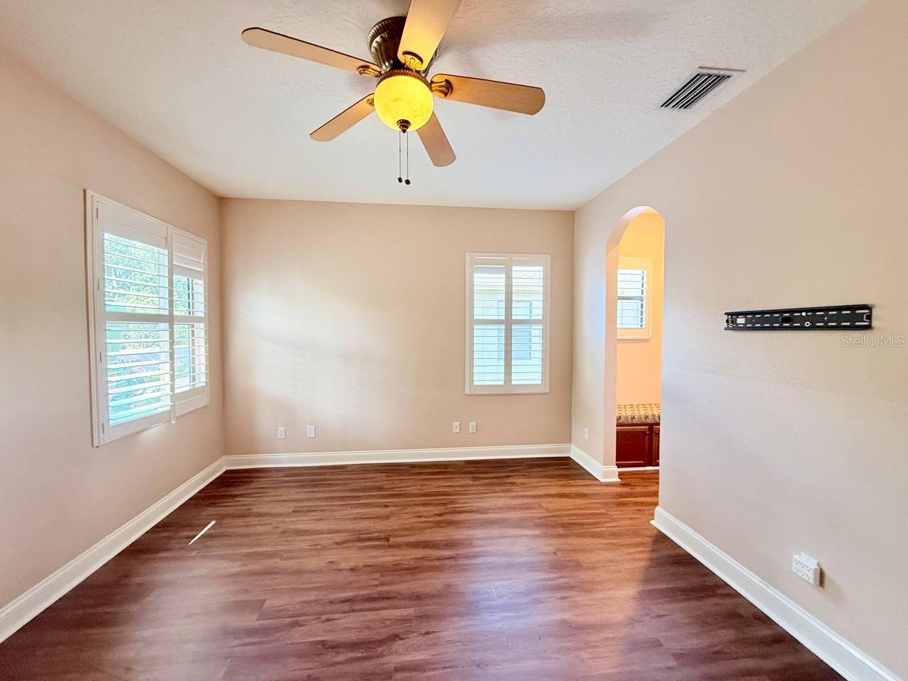 Listing photo id 42 for 12808 Eagles Entry Drive