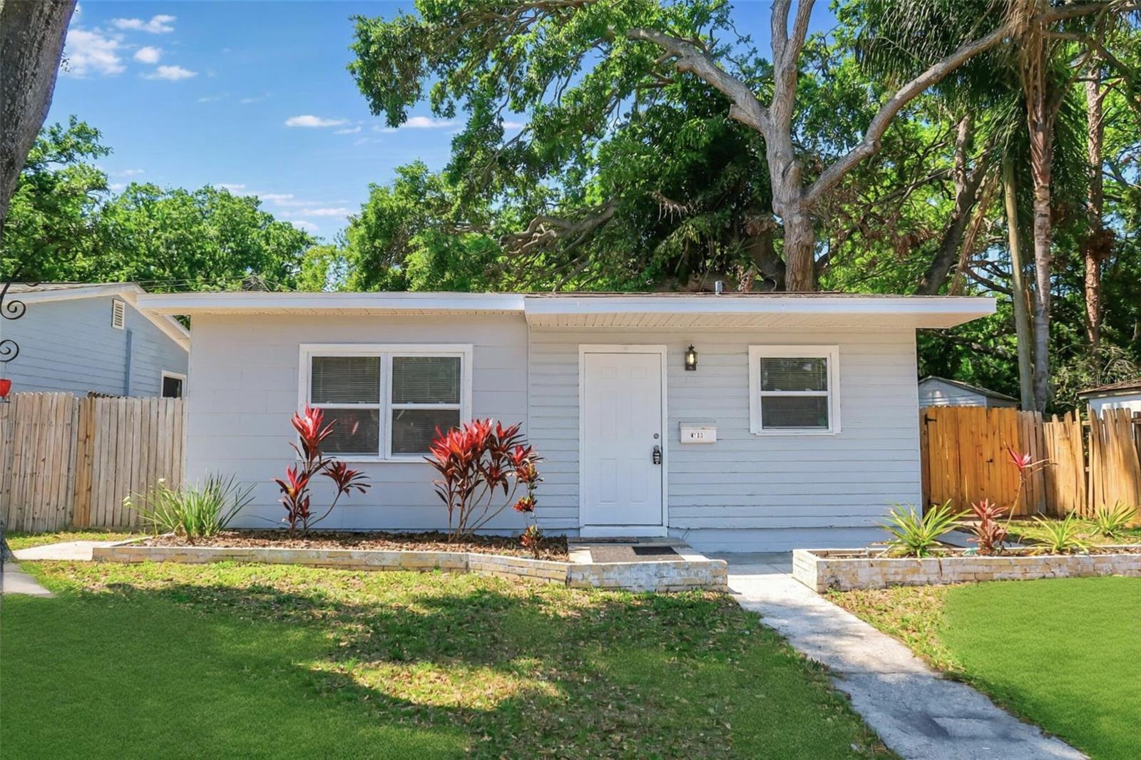 Details for 4500 Dr Martin Luther King Jr Street N, ST PETERSBURG, FL 33703