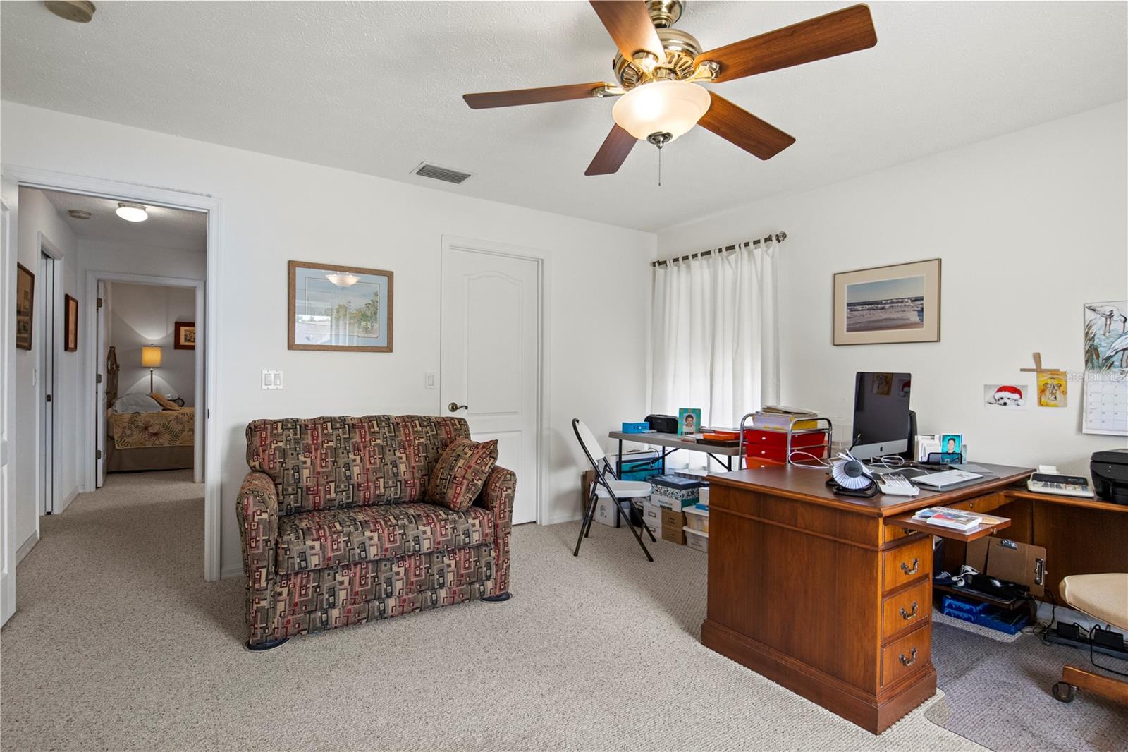 Listing photo id 21 for 1322 Brookfield Drive