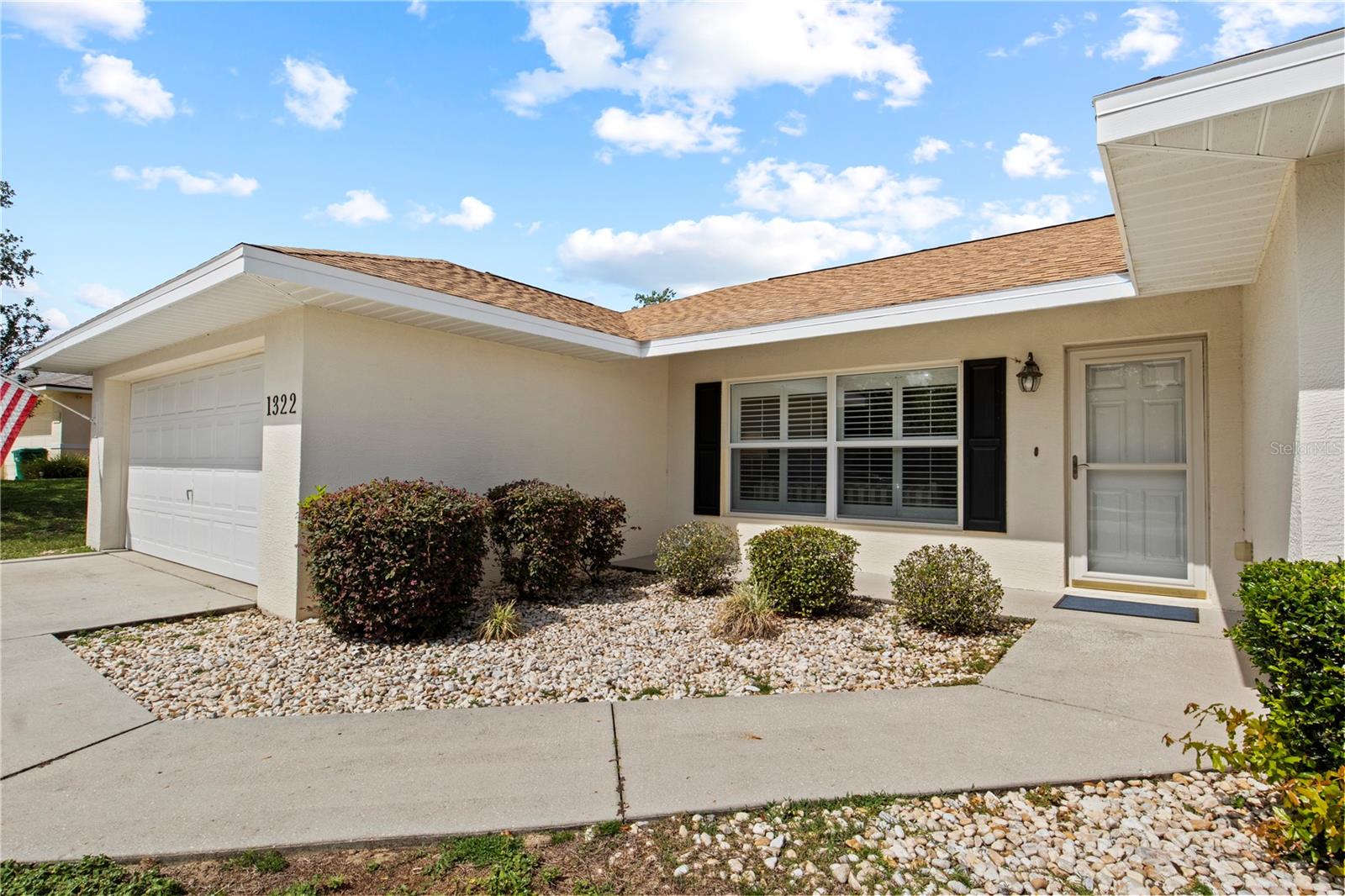 Listing photo id 1 for 1322 Brookfield Drive