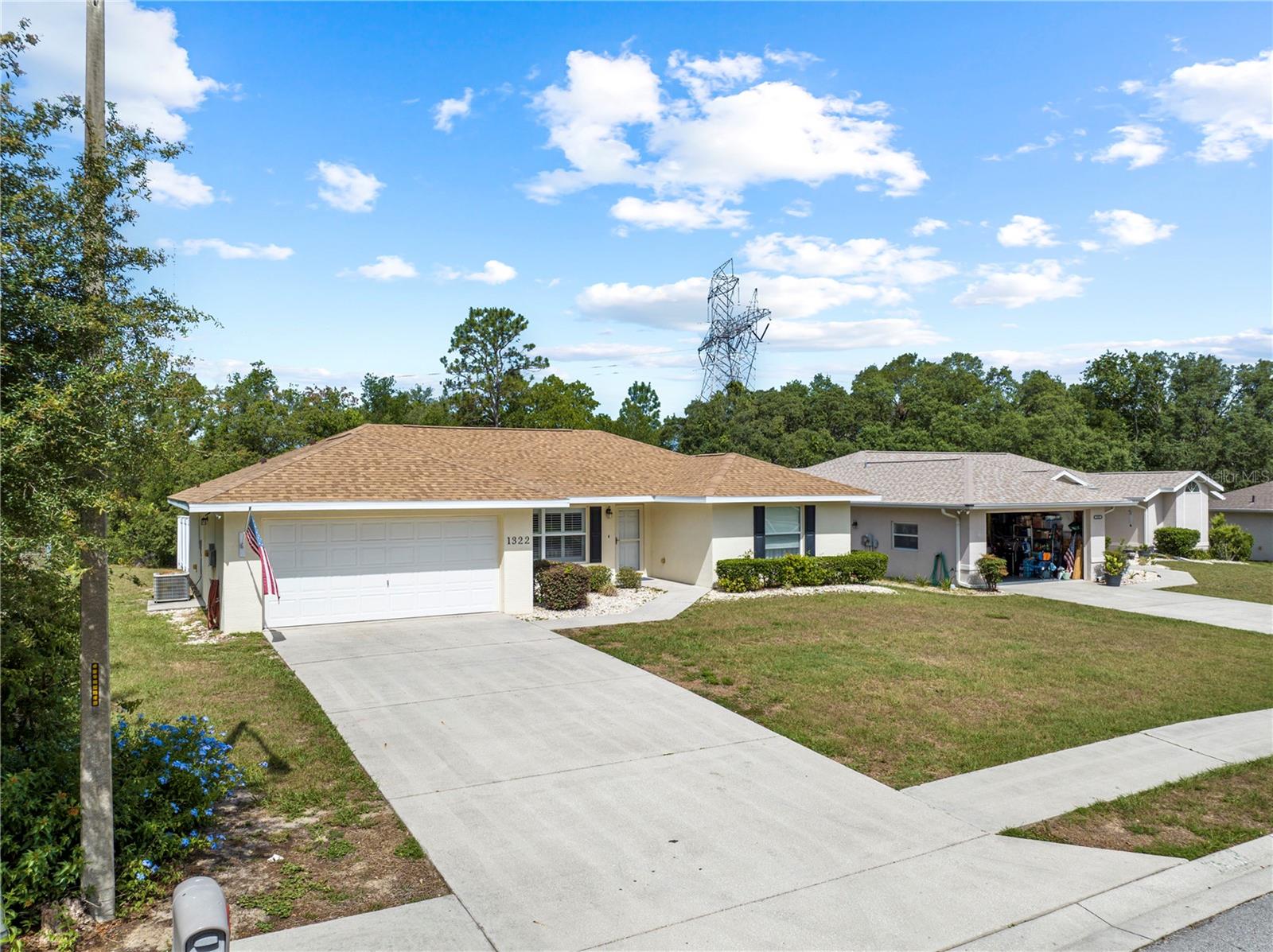 Listing photo id 38 for 1322 Brookfield Drive