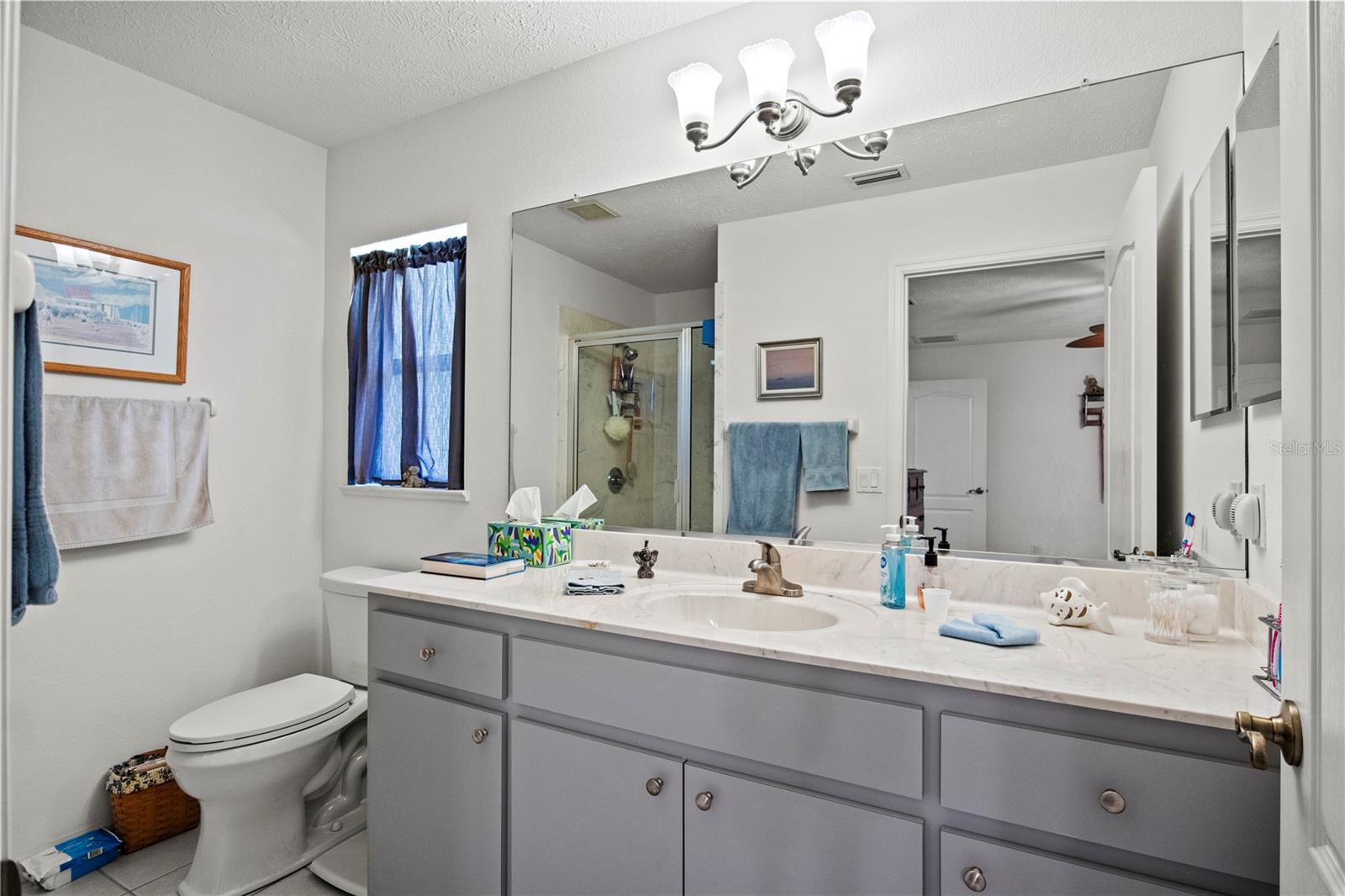 Listing photo id 5 for 1322 Brookfield Drive