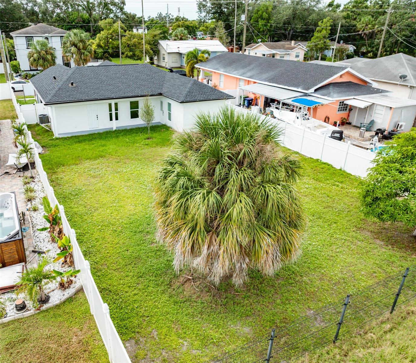 Image 38 of 48 For 2921 La Salle Street