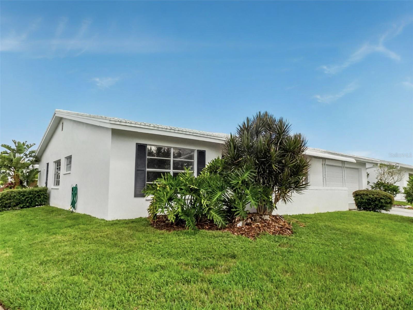 Image 2 of 38 For 9255 36th Way N
