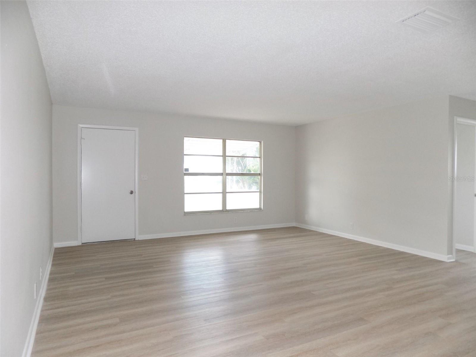 Image 20 of 38 For 9255 36th Way N
