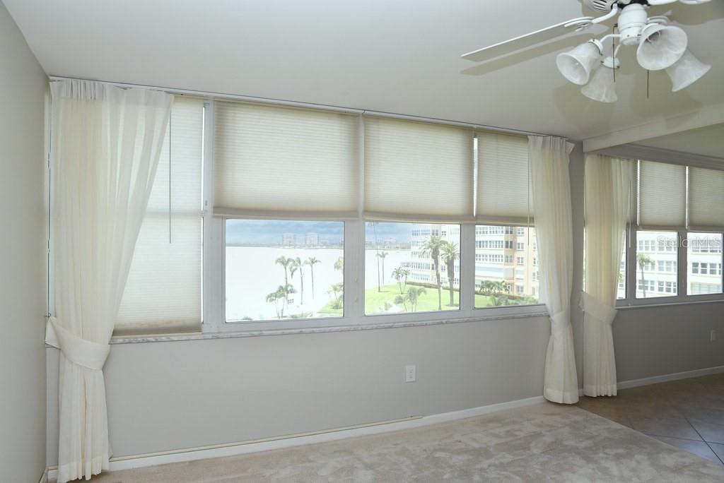 Image 46 of 79 For 5108 Brittany Drive S 405