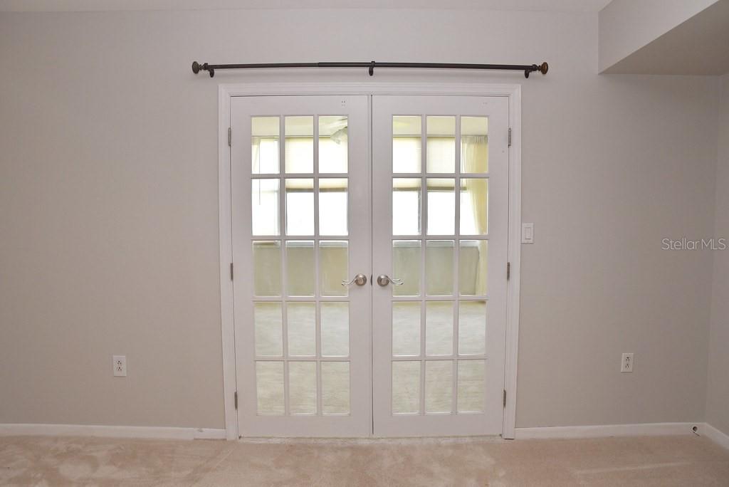 Image 49 of 79 For 5108 Brittany Drive S 405