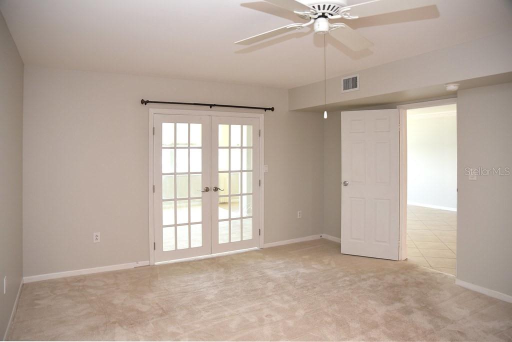 Image 50 of 79 For 5108 Brittany Drive S 405