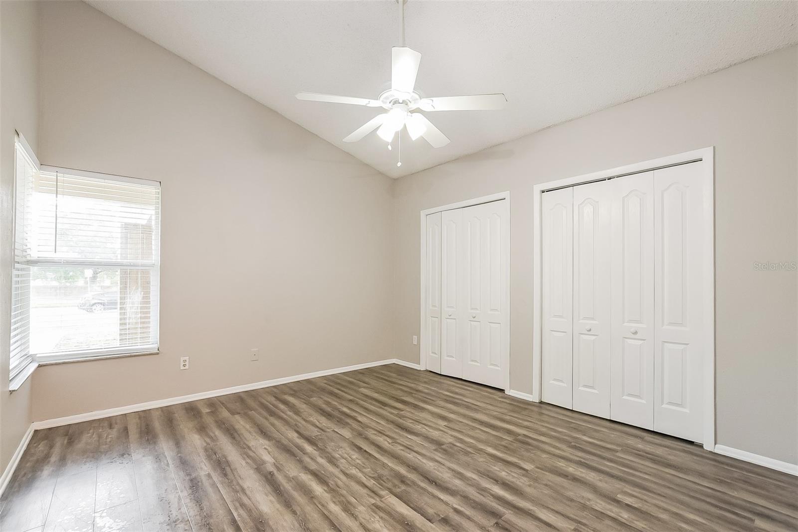 Image 8 of 15 For 219 Garden Cove Court