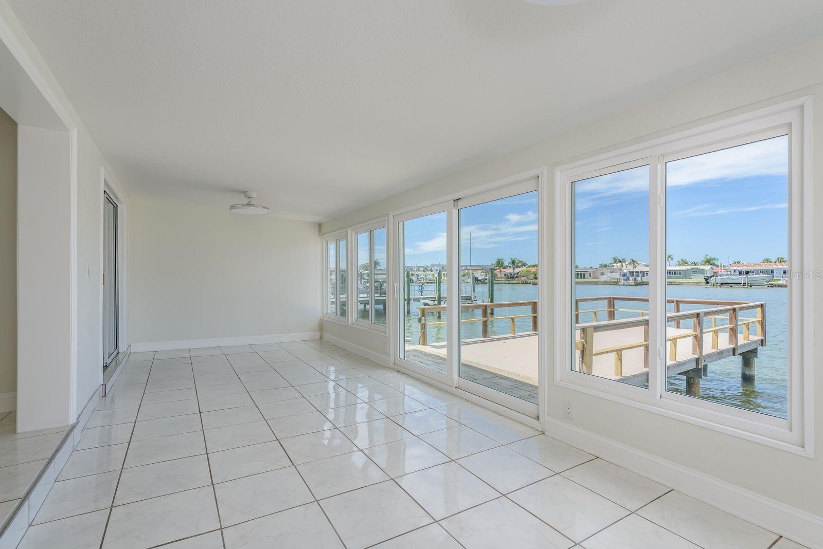 Image 19 of 62 For 417 Boca Ciega Point Boulevard N 417