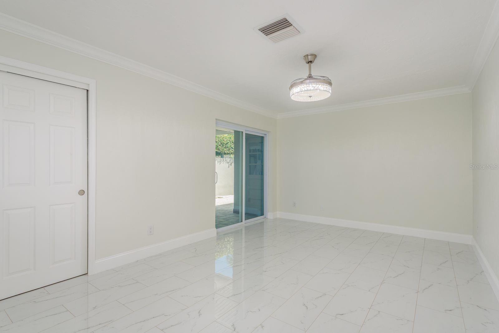 Image 24 of 62 For 417 Boca Ciega Point Boulevard N 417