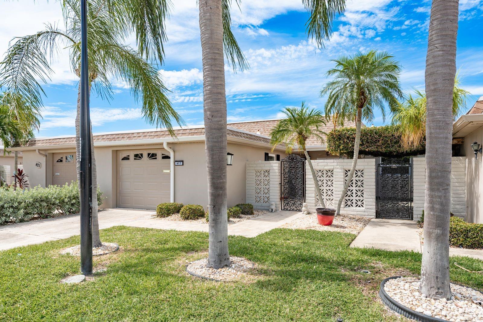 Image 3 of 62 For 417 Boca Ciega Point Boulevard N 417
