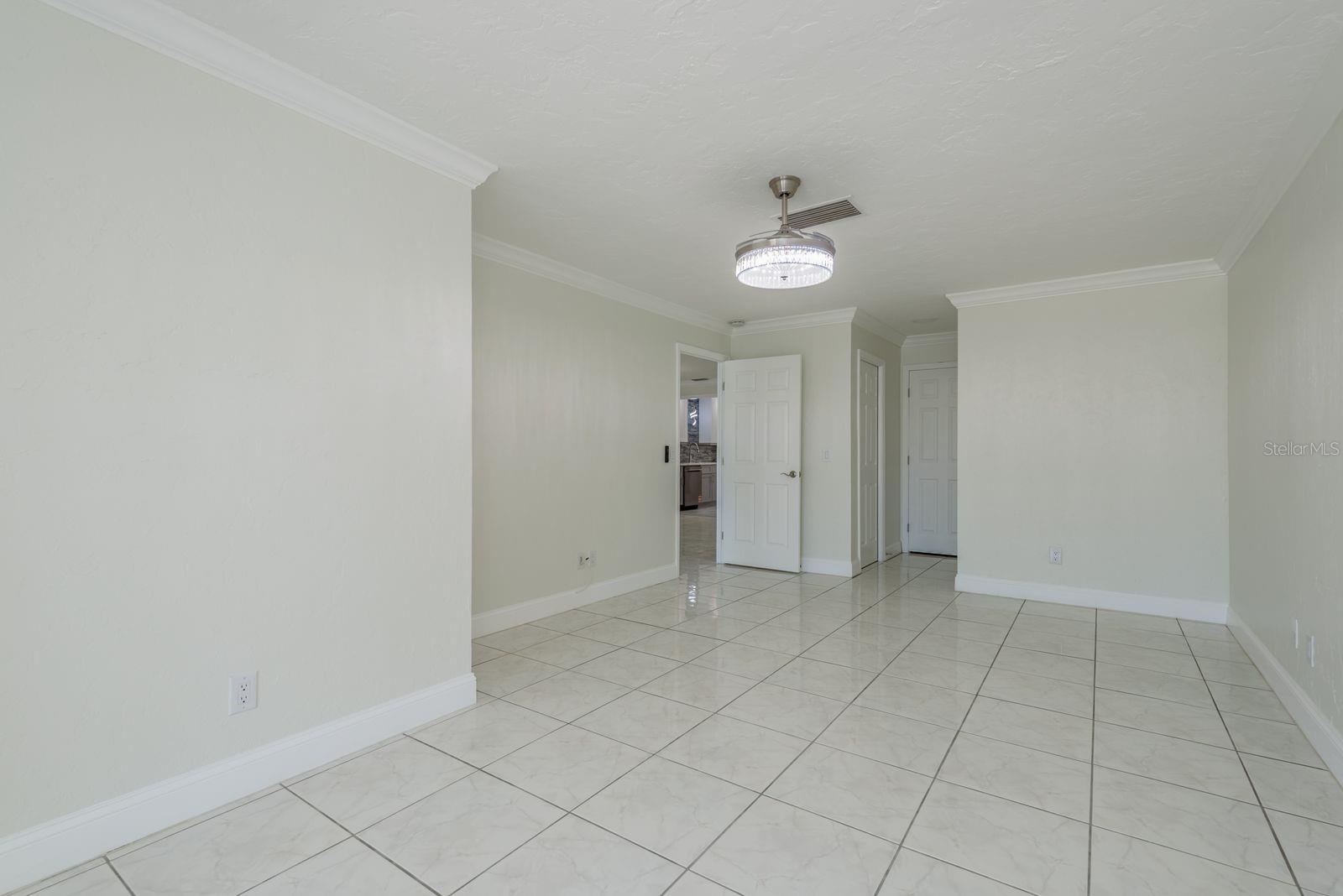 Image 30 of 62 For 417 Boca Ciega Point Boulevard N 417