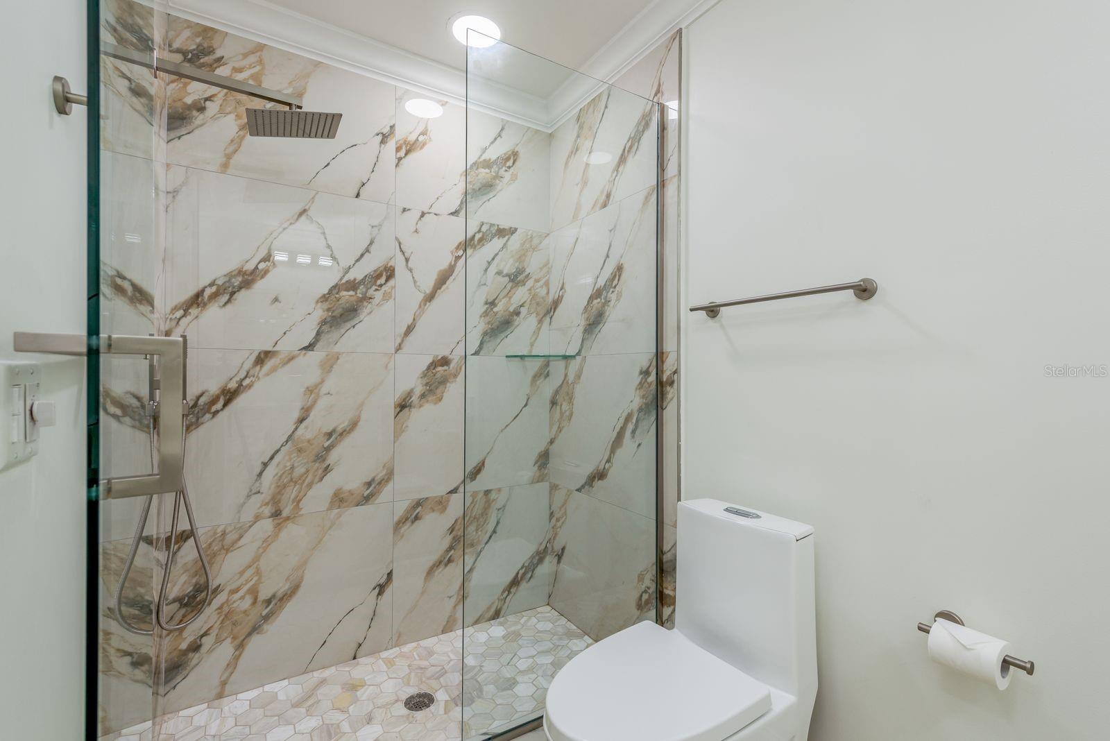 Image 32 of 62 For 417 Boca Ciega Point Boulevard N 417