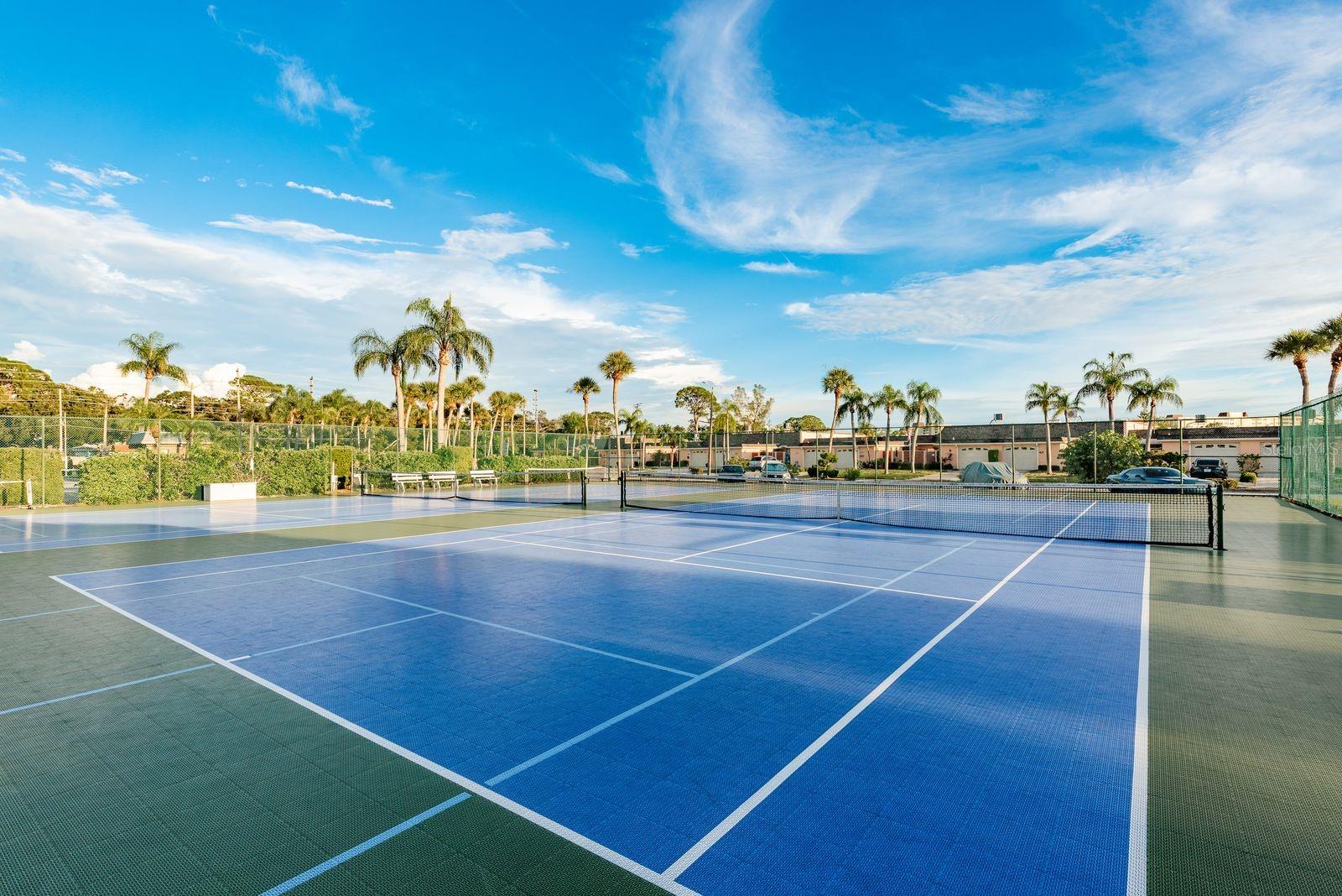 Image 42 of 62 For 417 Boca Ciega Point Boulevard N 417