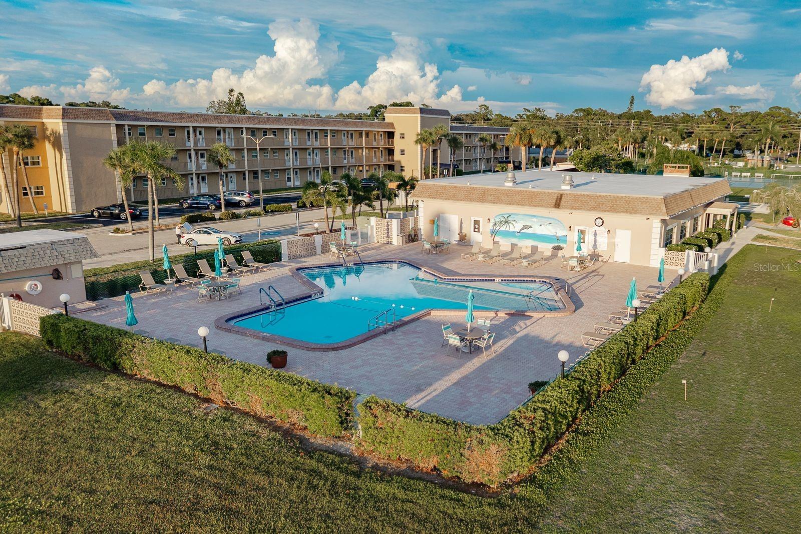 Image 46 of 62 For 417 Boca Ciega Point Boulevard N 417