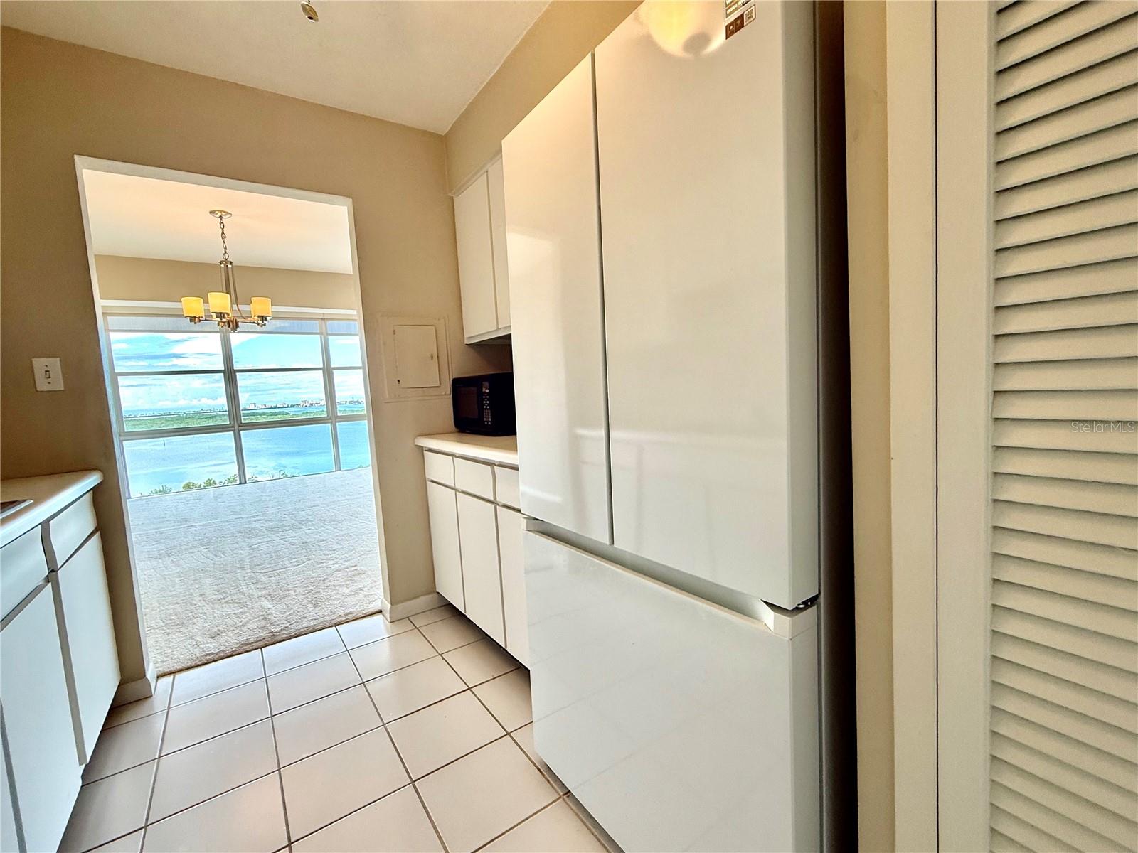 Image 12 of 41 For 7200 Sunshine Skyway Lane S 10c