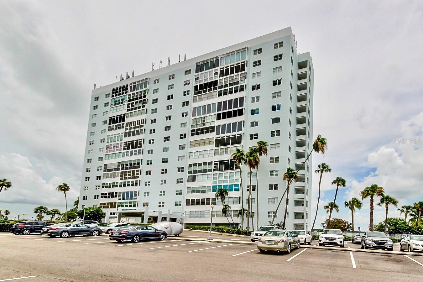 Image 2 of 41 For 7200 Sunshine Skyway Lane S 10c
