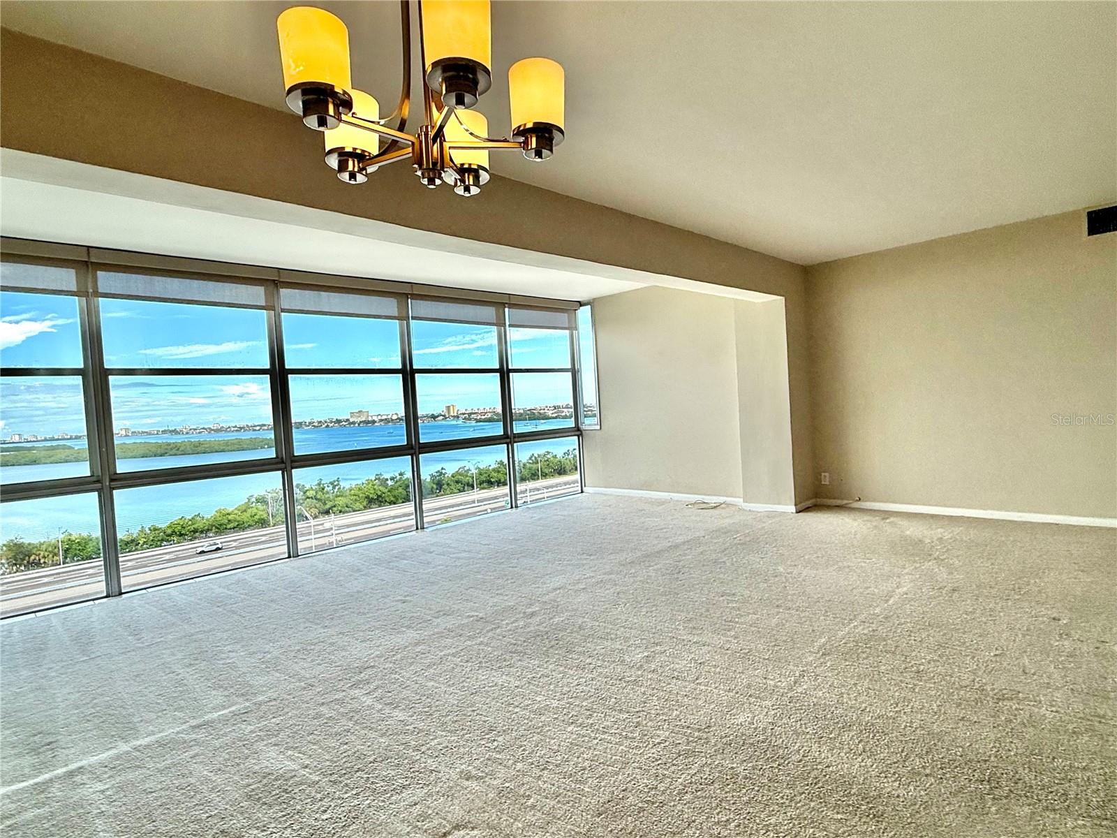 Image 4 of 41 For 7200 Sunshine Skyway Lane S 10c