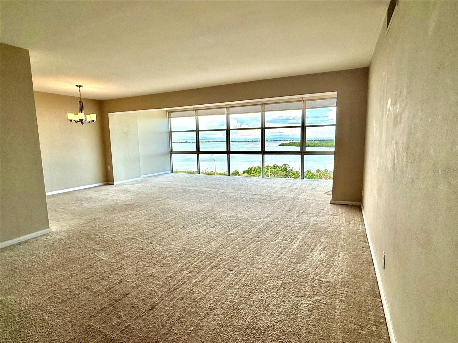 Image 6 of 41 For 7200 Sunshine Skyway Lane S 10c