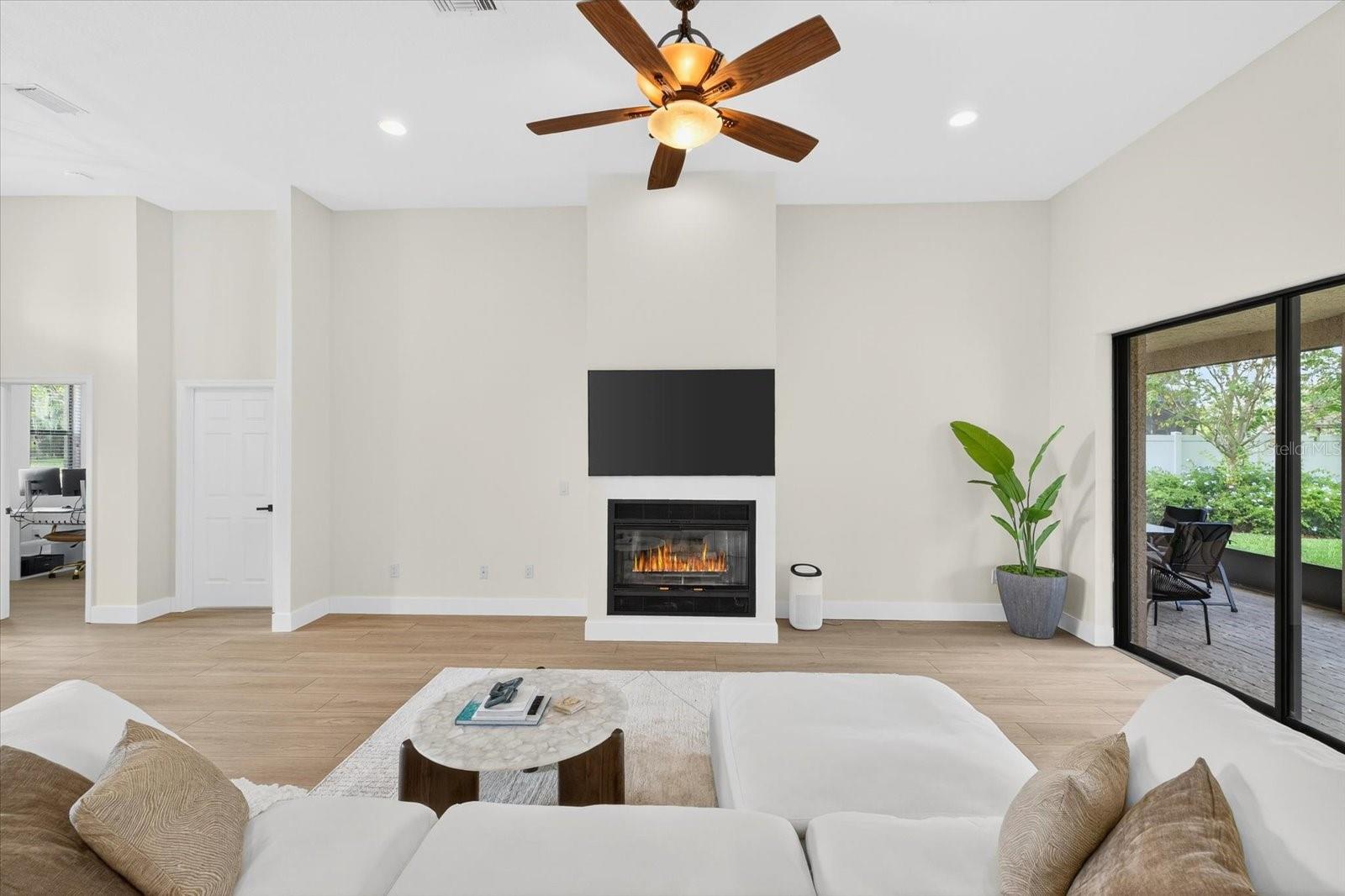 Image 17 of 82 For 6428 Barcellona Road